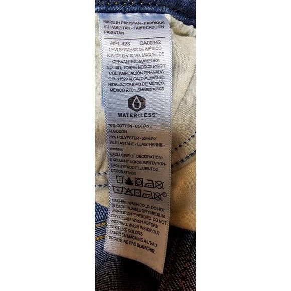 Levi Strauss Signature Womens Juniors 4M Mid Rise Dark Wash BootCut Jeans 30X30 - Picture 13 of 14